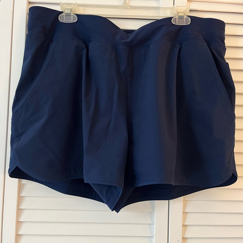 Lands End swim shorts navy size 18